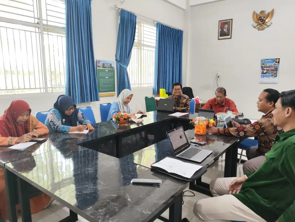 Tingkatkan Mutu Publikasi, Fakultas Teknik Gelar Rapat Dengan Pusat Pelayanan Jurnal Dan Pimred Jurnal FT UNHASY